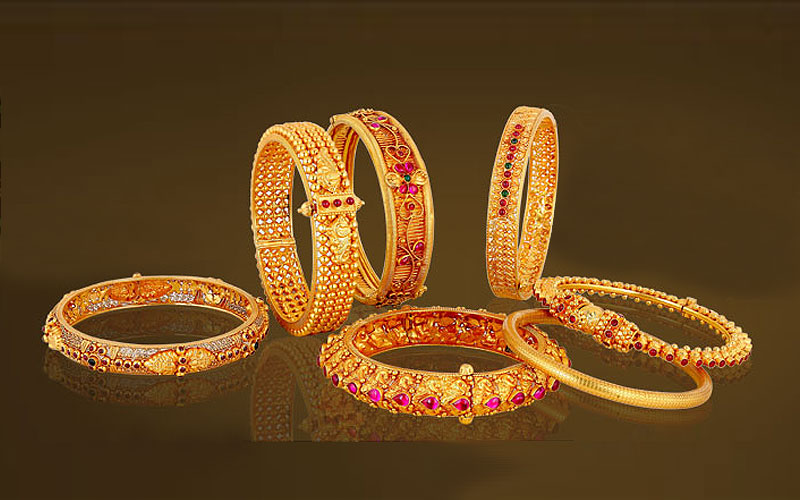 Up to 65% Off on Bangles & Jingles