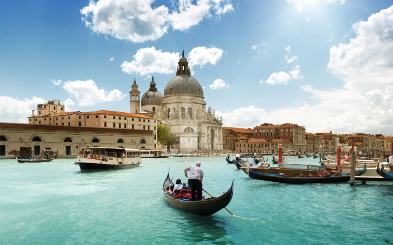 Best Italy Vacation Packages with Airfare & Hotel