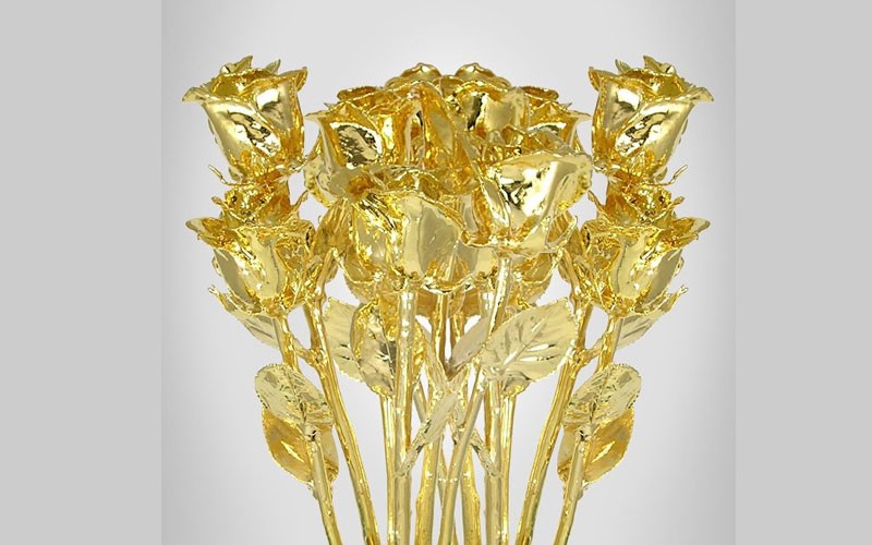 Share This Product! 18-Inch Gold Roses: 1 Dozen Rose Bouquet
