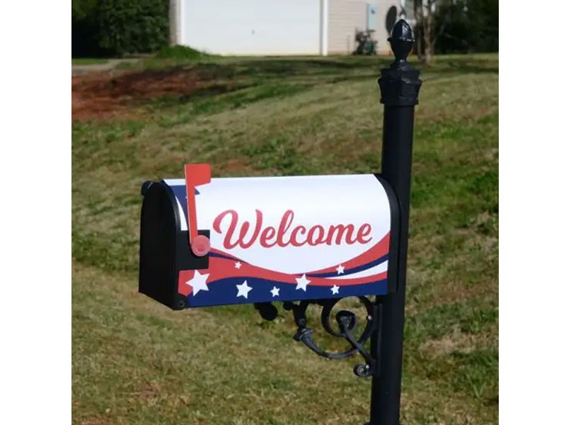 Patriotic Welcome Mailbox Cover