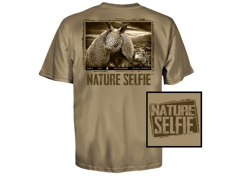 Nature Selfie Armadillo Cactus Men's T-Shirt Khaki