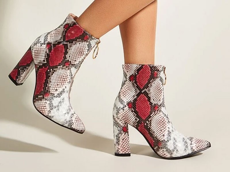 Point Toe Snakeskin Graphic Stiletto Heeled Boots For Women