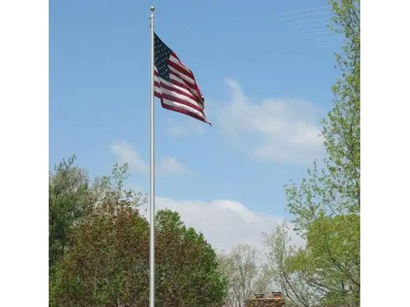 25’ Sectional Fine-Line Aluminum Flagpole