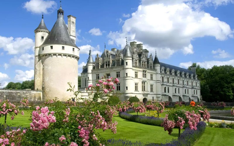 7 Nights Normandy Brittany & Chateaux Country Vacation Pacakage