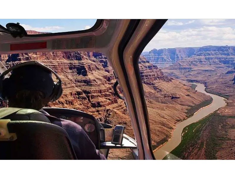Grand Canyon Helicopter Tour with Landing 70 Min Tour Package