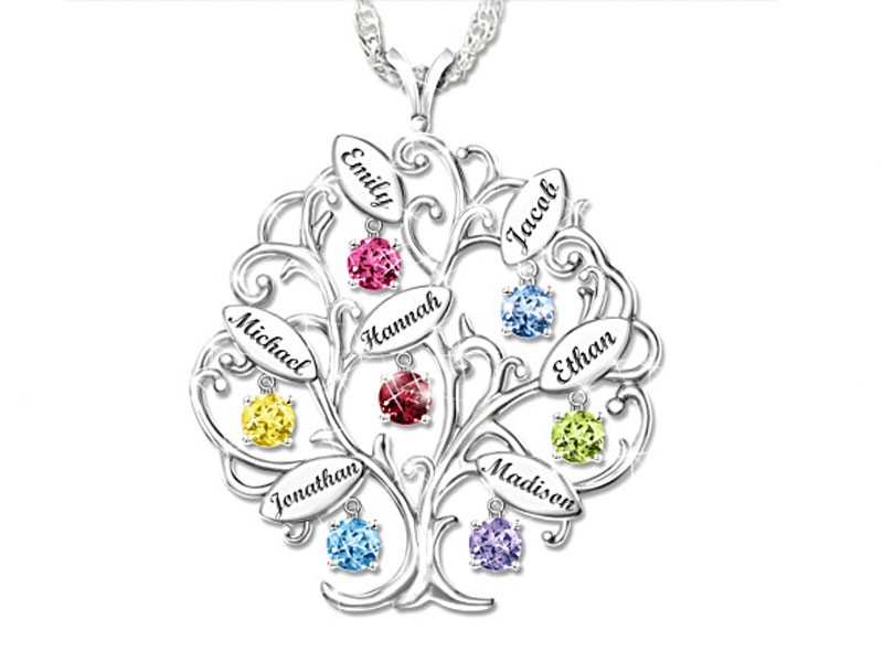 Personalized Tree-Design Necklace With Names And Birthstones