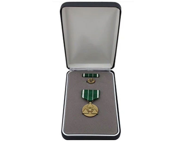 Army Commander's Award for Civilian Service Medal Set