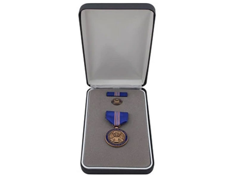 Army Achievement Medal for Civilian Service Medal Set