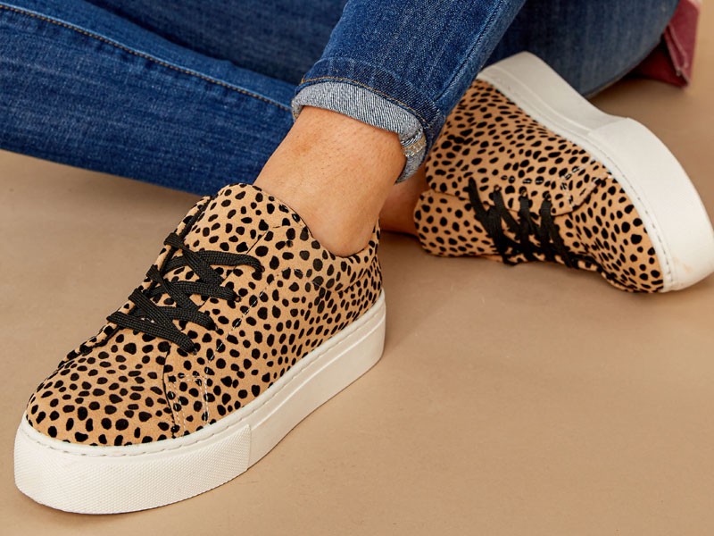 Lead Runner Cheetah Print Sneakers For Women