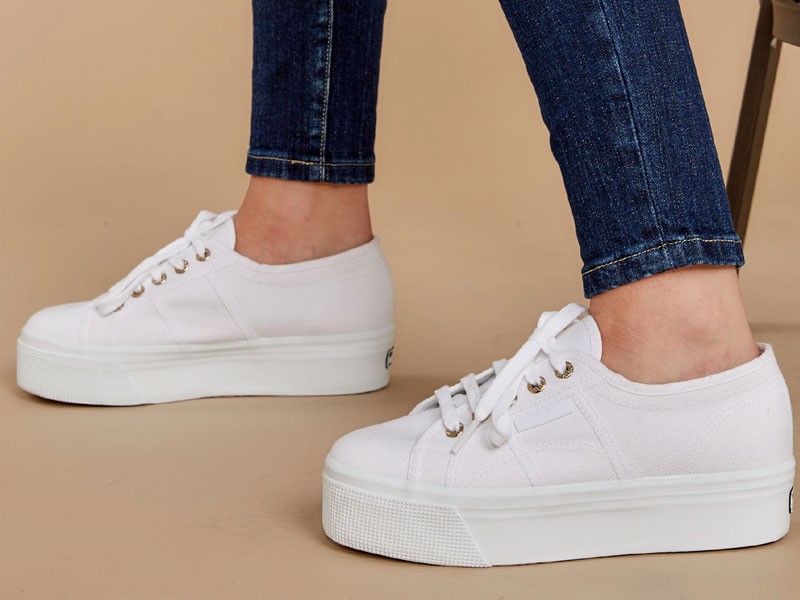 2790 Acot White And Gold Platform Sneakers For Women