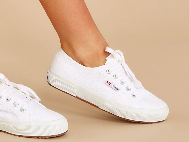 2750 Cotu White And Silver Classic Sneakers For Women