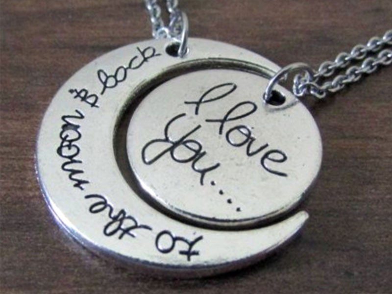 I Love You To The Moon And Back Necklace Set For Women