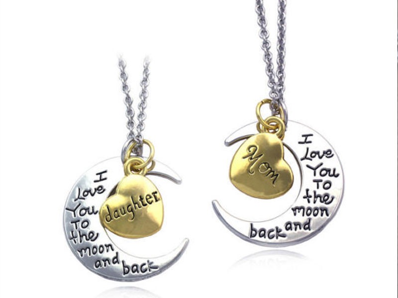 Women's Mother & Daughter Necklace Set I Love You To The Moon And Back