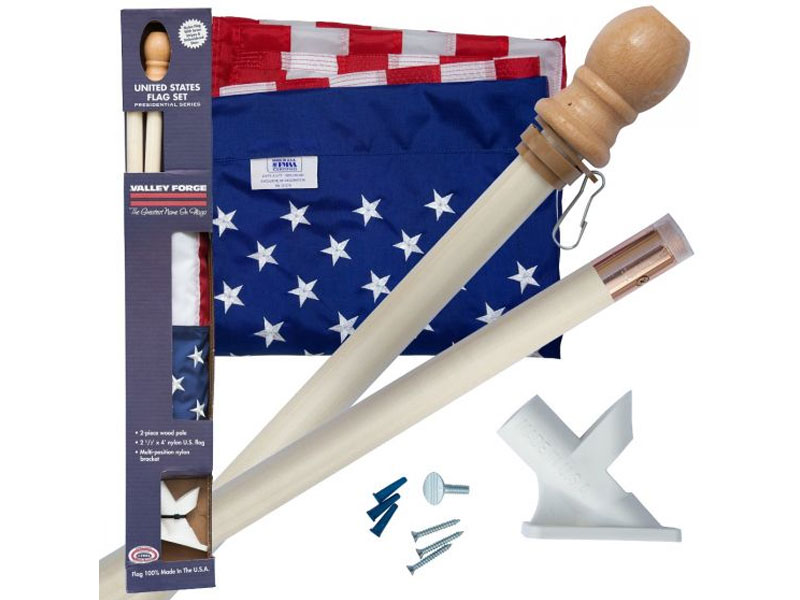 Boxed U.S. Flag Kit With Wood Pole
