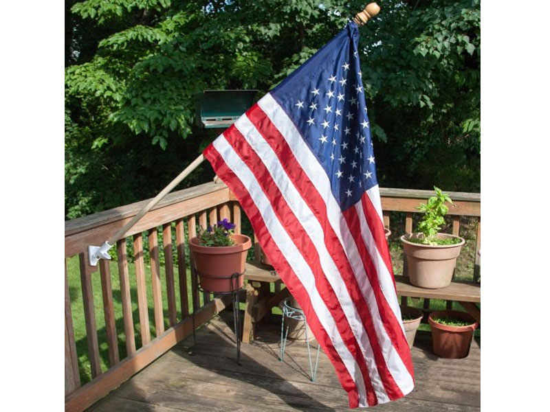 Boxed U.S. Flag Kit With Wood Pole