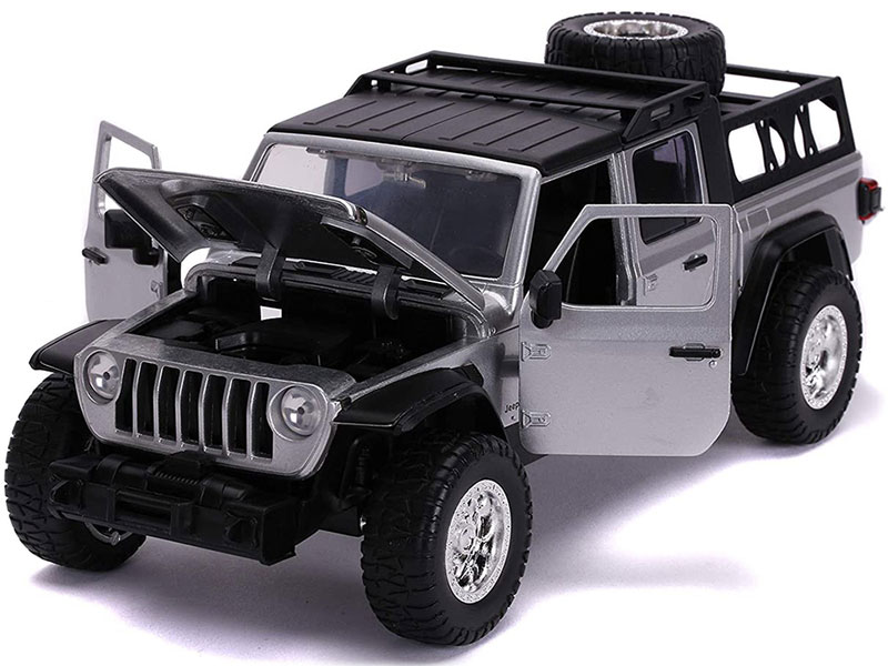 2020 Jeep Gladiator Pickup Diecast Model Car By Jada