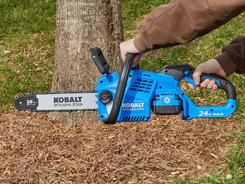 Kobalt 24-Volt Lithium Ion 12-in Cordless Electric Chainsaw
