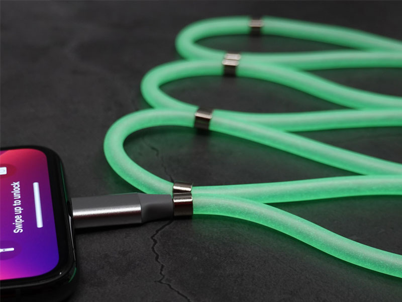 FIdget Cable Anti-Tangle Cable USB-C To Lightning Glow In The Dark