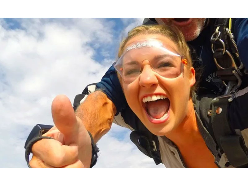 Skydive Sin City Las Vegas Tandem Jump With Free Shuttle Tour Package