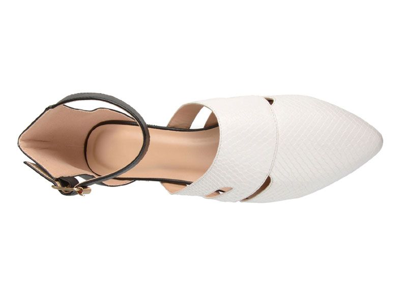 Women's Journee Collection Lindon Flats