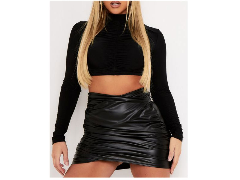 Women's Siana Black Ruched Front Long Sleeve Crop Top