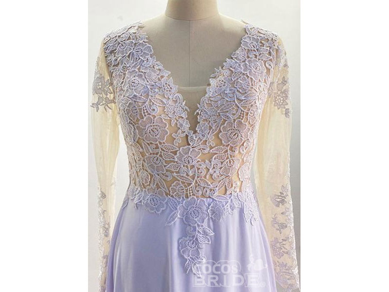 Women's Gorgeous V-Neck Long Sleeves Lace Ruffles Wedding Dresses