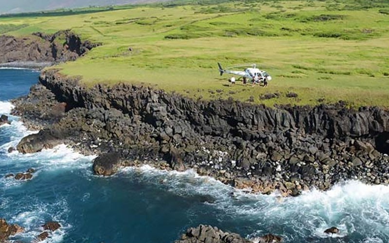Helicopter Tour Maui, Hana and Haleakala with Cliff Side Landing -1 Hour 15 Min