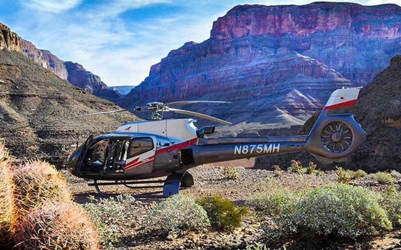 Grand Canyon Helicopter Ride with Canyon Floor Champagne Landing - 4 Hours