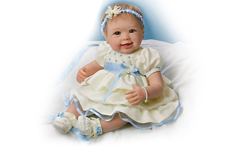 Linda Murray Precious In Pearls 30th Anniversary Baby Doll
